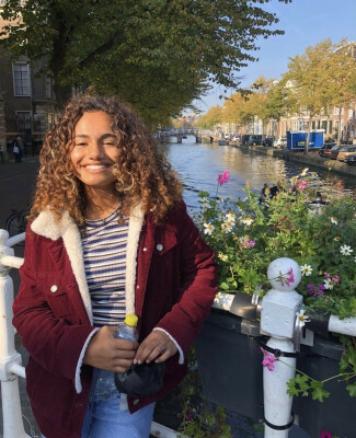 Ava zoekt een Kamer in Amsterdam